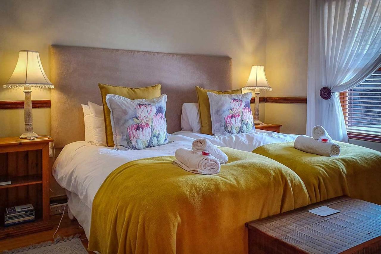 Berluda Farmhouse And Cottages Oudtshoorn Buitenkant foto