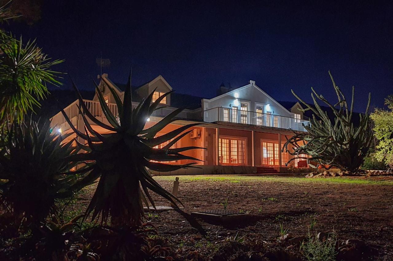 Berluda Farmhouse And Cottages Oudtshoorn Buitenkant foto