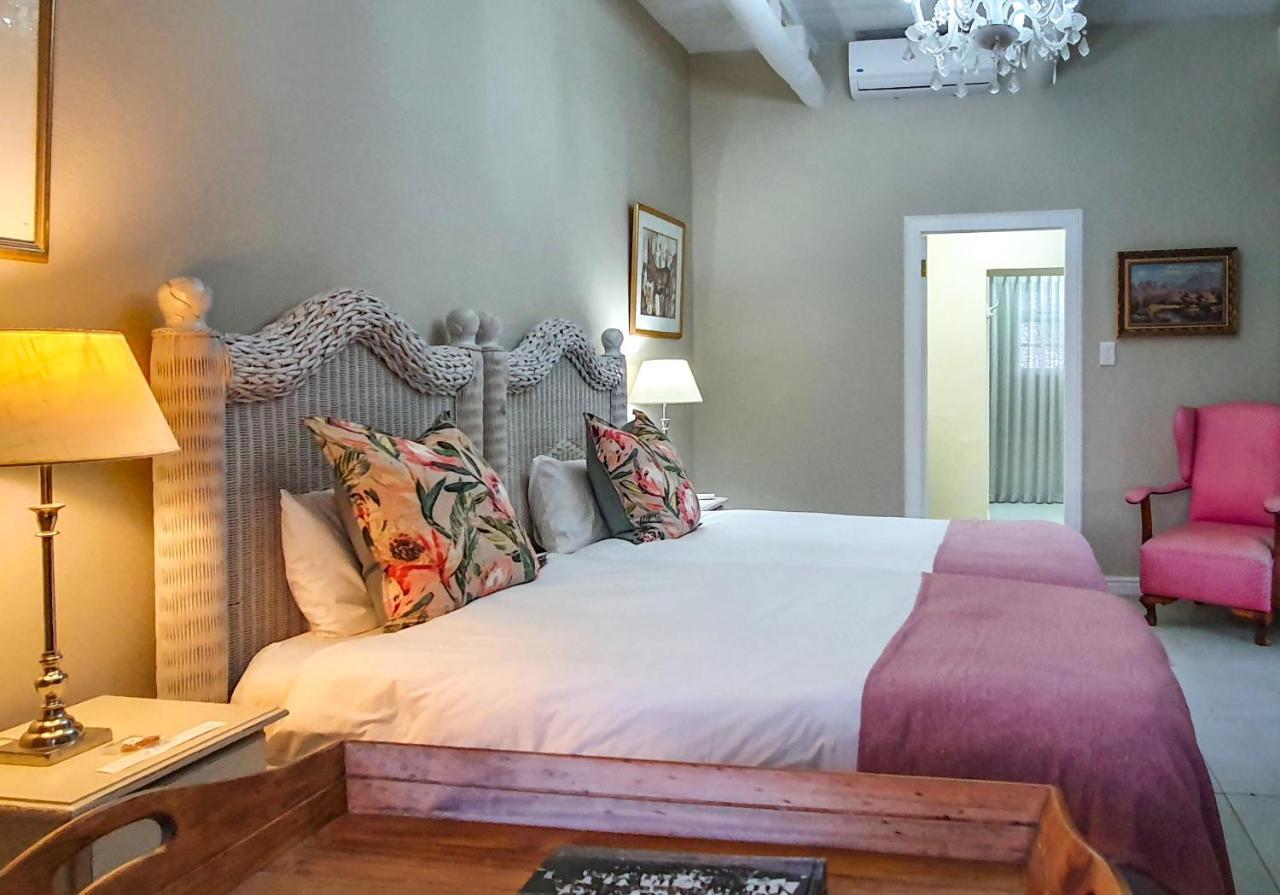 Berluda Farmhouse And Cottages Oudtshoorn Buitenkant foto
