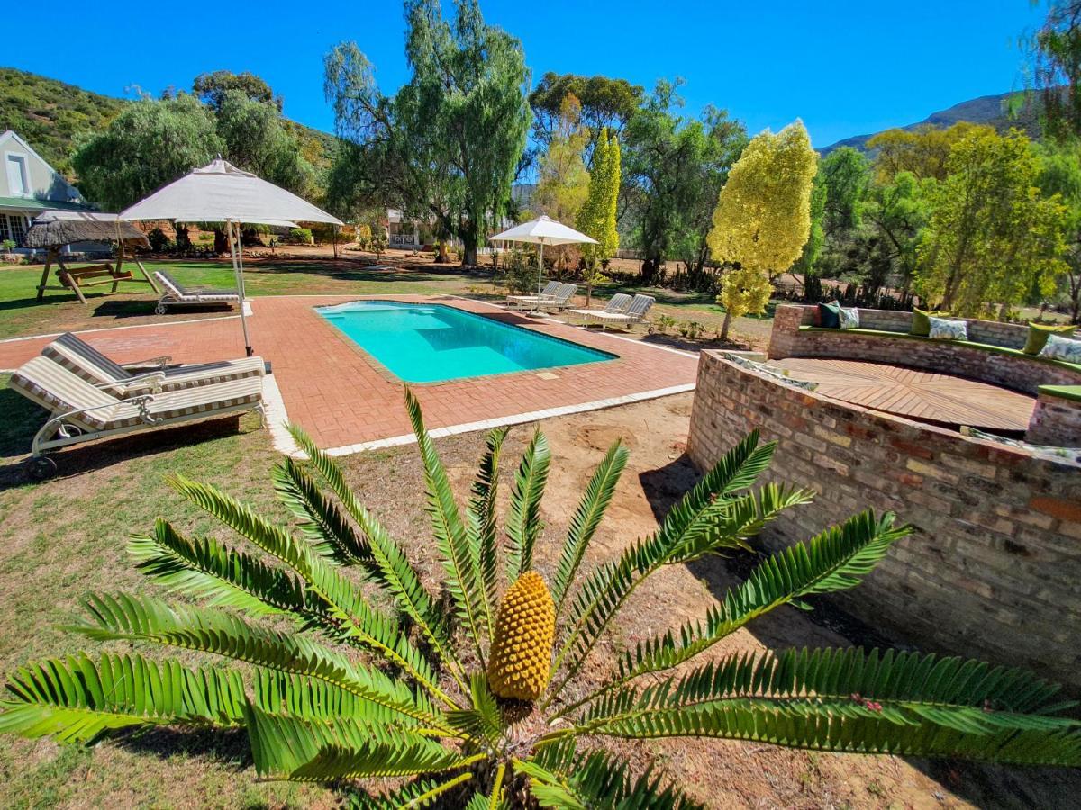 Berluda Farmhouse And Cottages Oudtshoorn Buitenkant foto