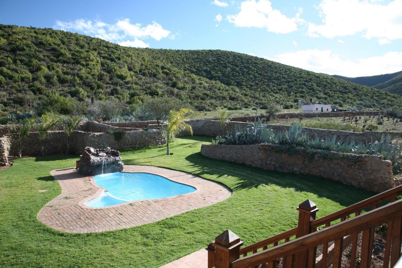 Berluda Farmhouse And Cottages Oudtshoorn Buitenkant foto