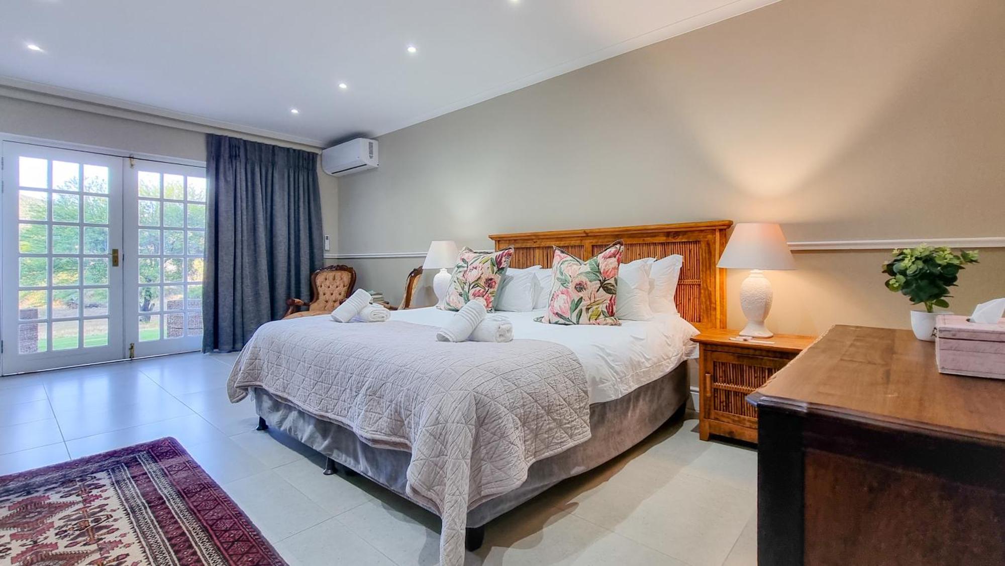 Berluda Farmhouse And Cottages Oudtshoorn Buitenkant foto