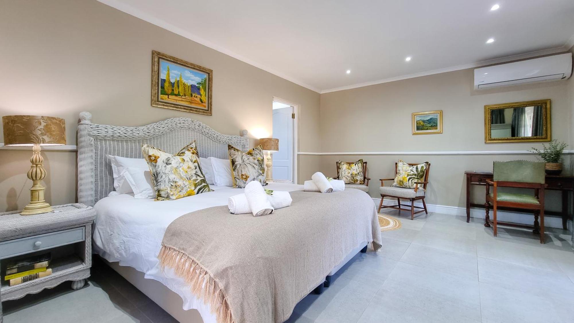 Berluda Farmhouse And Cottages Oudtshoorn Buitenkant foto