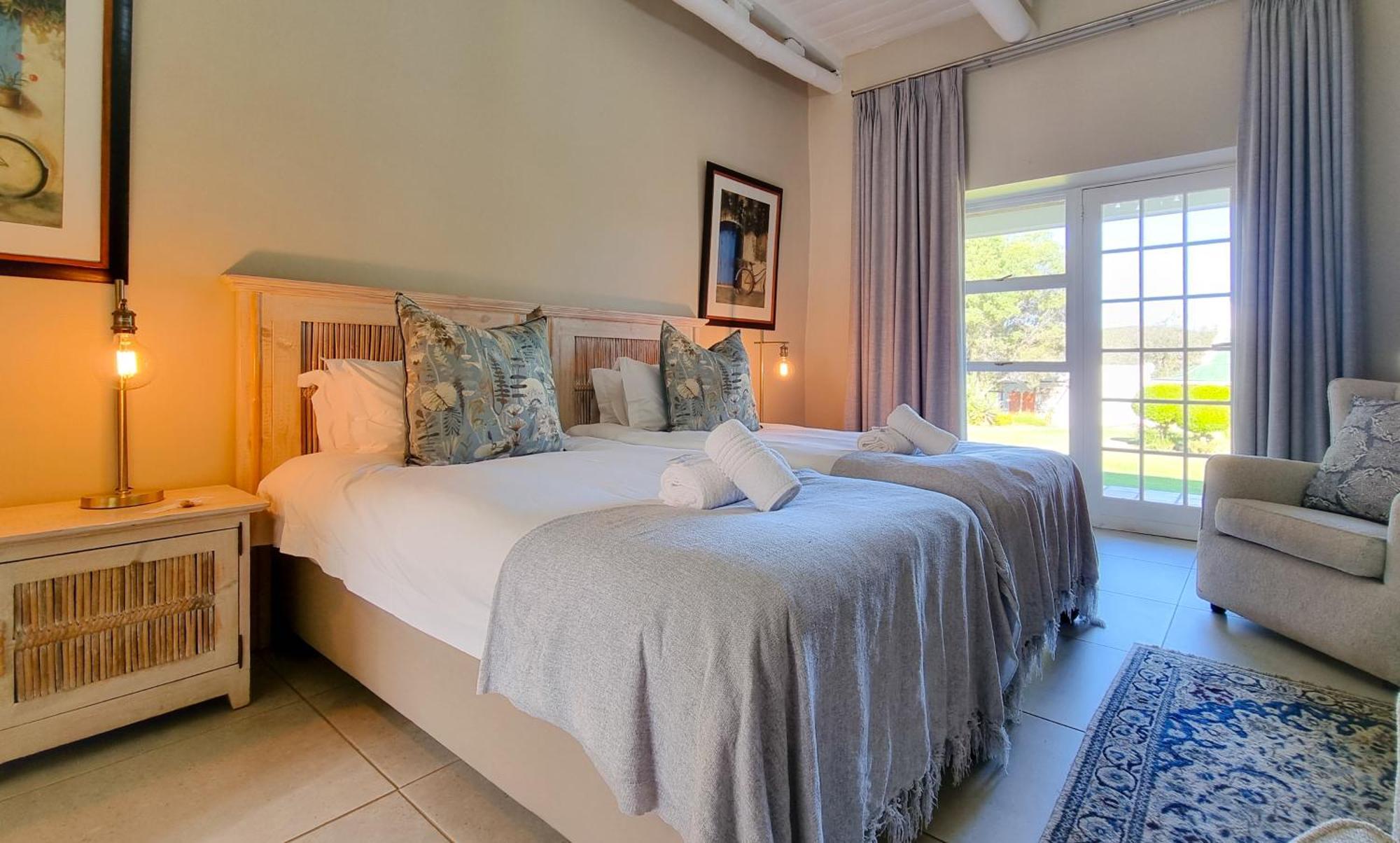 Berluda Farmhouse And Cottages Oudtshoorn Buitenkant foto